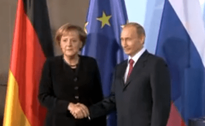Ангела Меркель и Владимир Путин. Телекадр afpde Ангела Меркель и Владимир Путин. Телекадр afpde